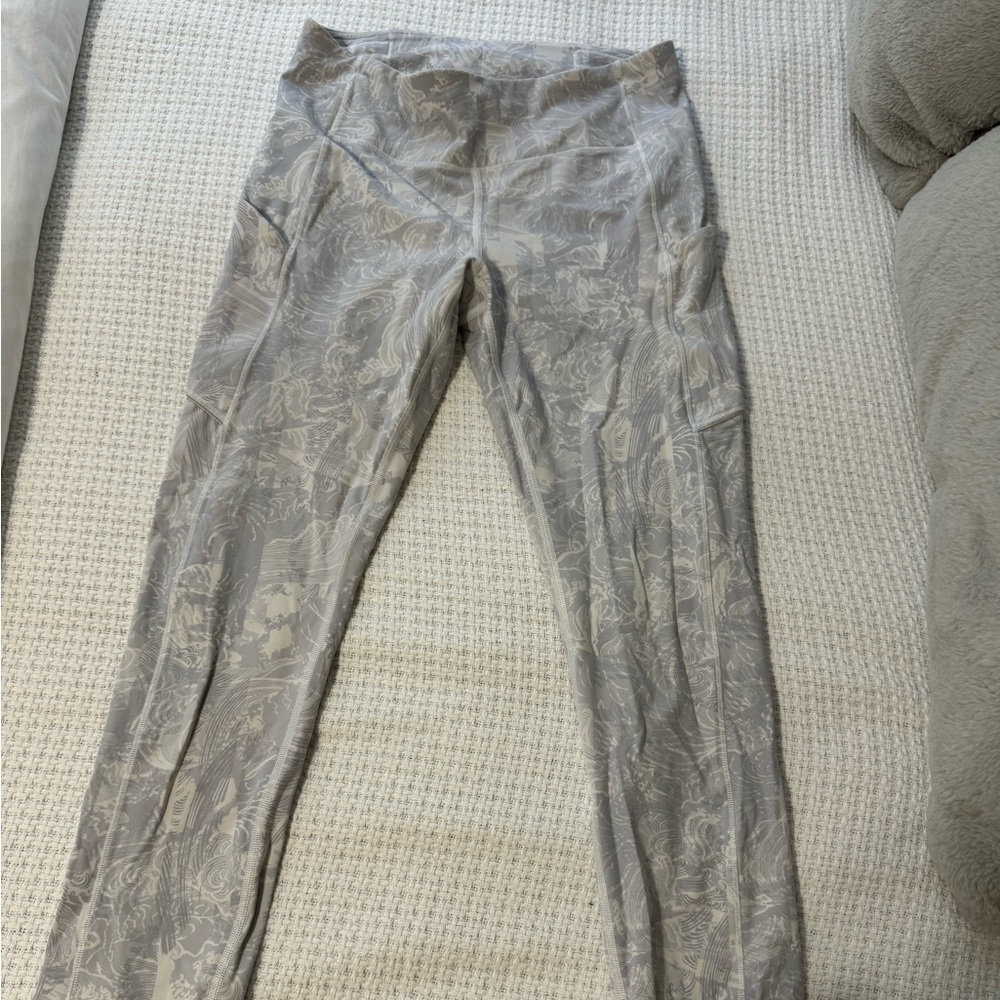 Lululemon leggings
